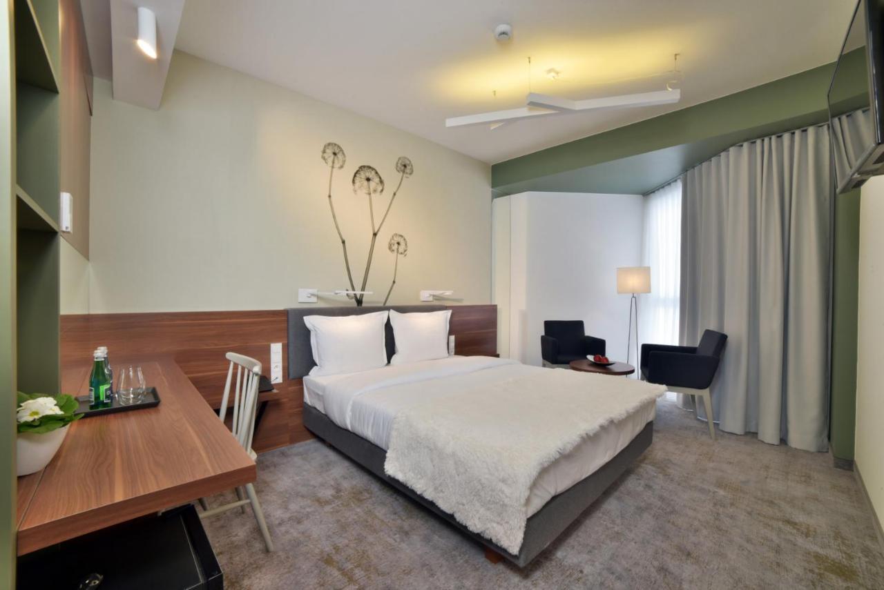 Hotel Focus Premium Conference & 4*